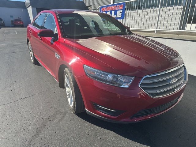 2015 Ford Taurus SEL