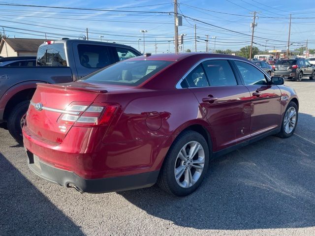 2015 Ford Taurus SEL