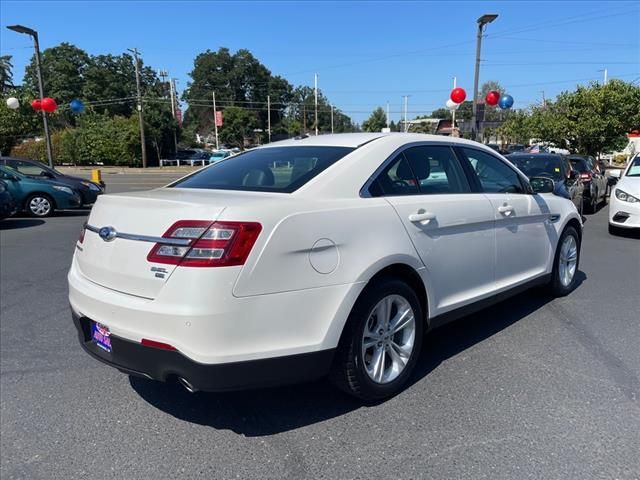 2015 Ford Taurus SEL