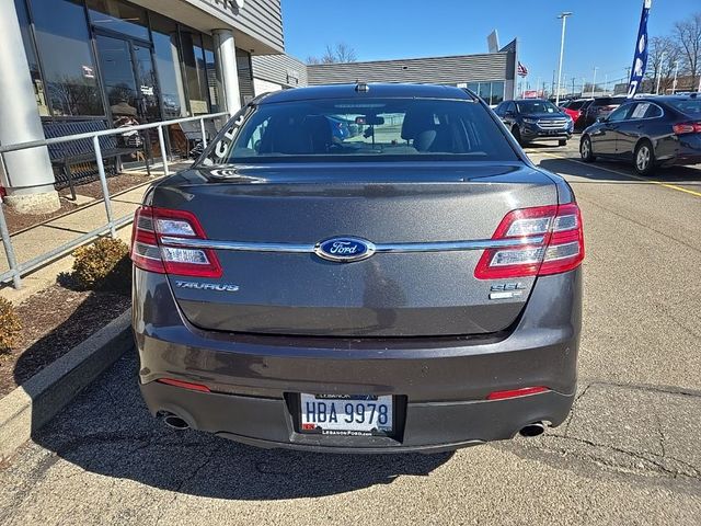 2015 Ford Taurus SEL