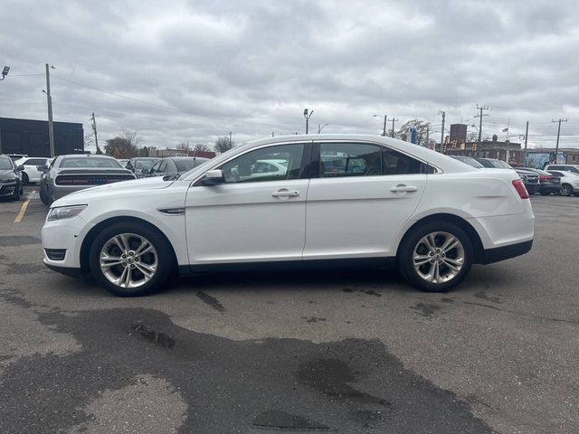 2015 Ford Taurus SEL