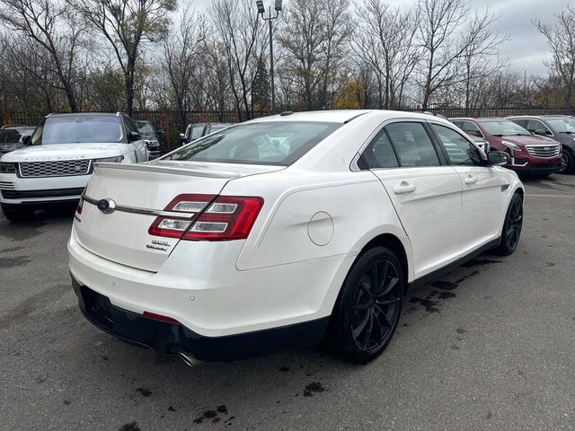 2015 Ford Taurus SEL