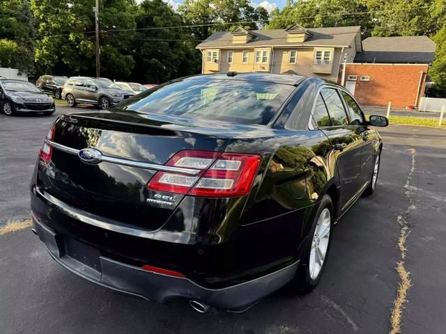 2015 Ford Taurus SEL