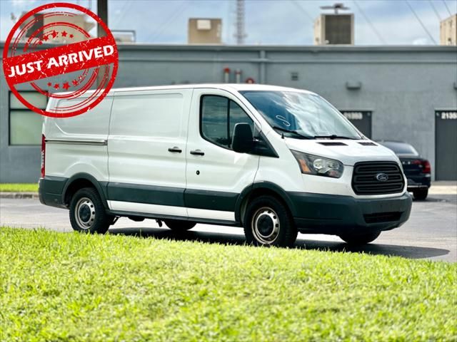 2015 Ford Transit Base