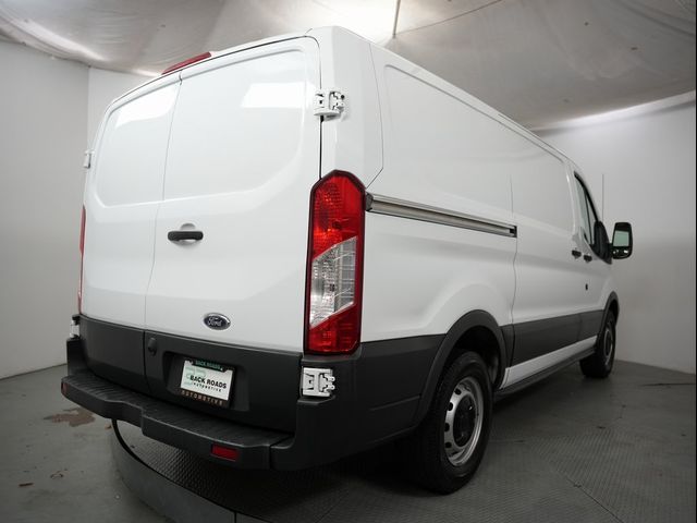 2015 Ford Transit Base