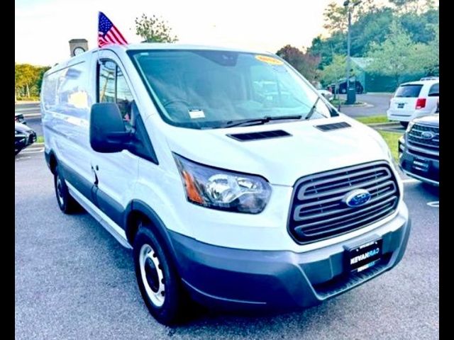 2015 Ford Transit Base