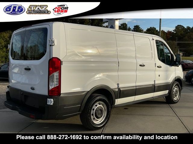 2015 Ford Transit Base