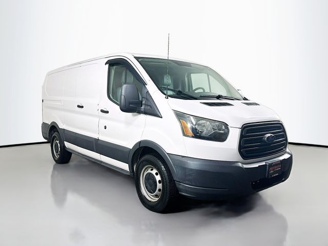 2015 Ford Transit Base