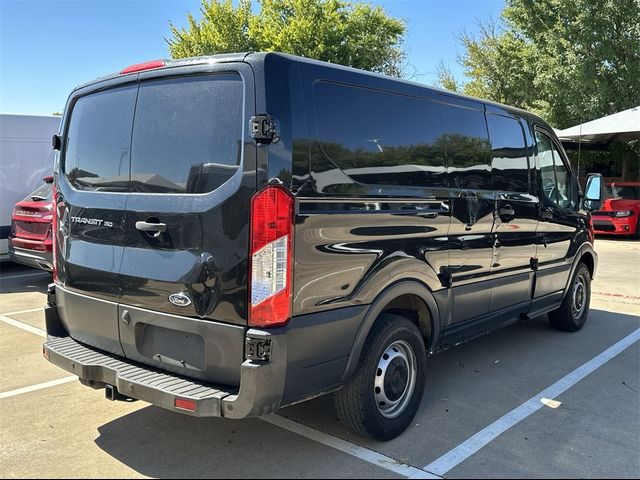 2015 Ford Transit Base