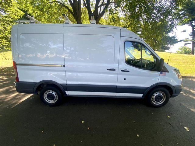 2015 Ford Transit Base