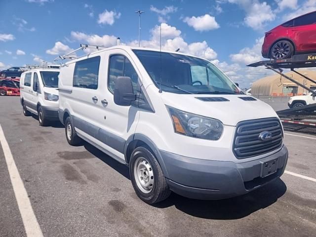 2015 Ford Transit Base