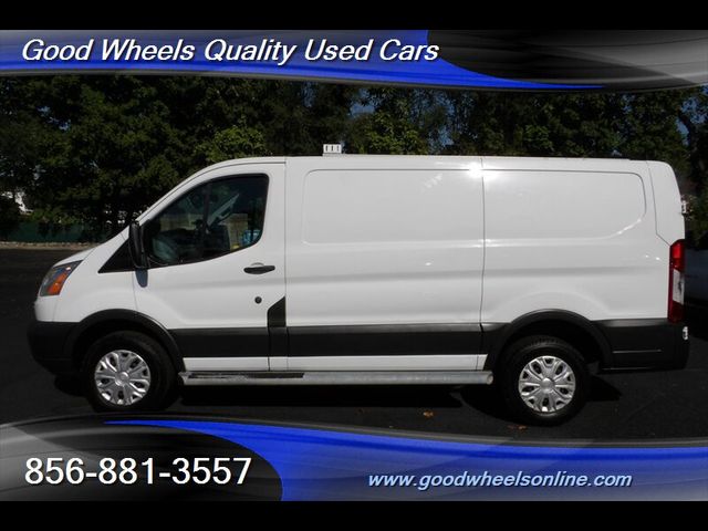 2015 Ford Transit Base