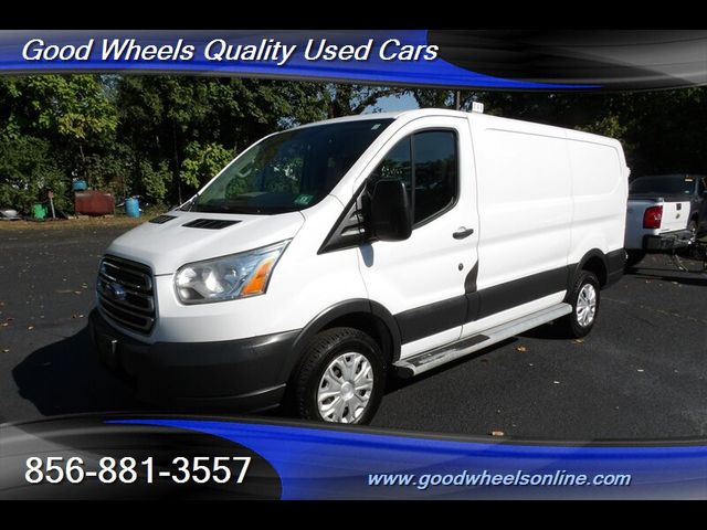 2015 Ford Transit Base