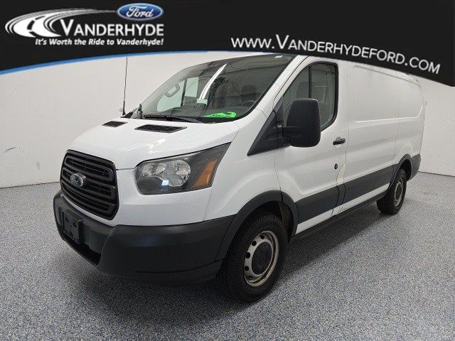 2015 Ford Transit Base