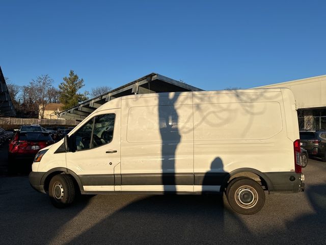 2015 Ford Transit Base