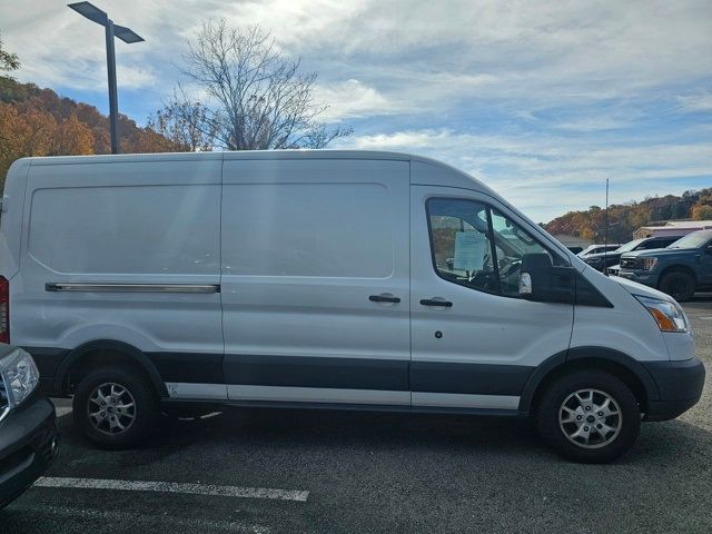 2015 Ford Transit Base