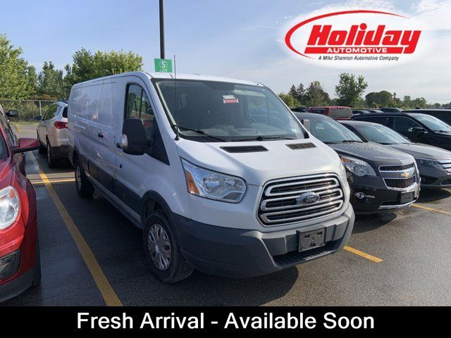 2015 Ford Transit Base