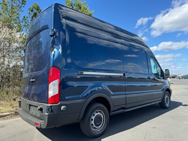 2015 Ford Transit Base