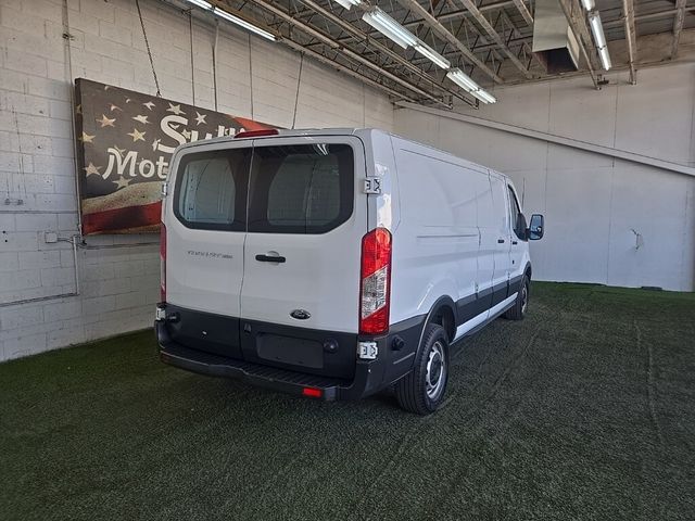 2015 Ford Transit Base