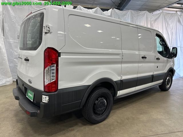 2015 Ford Transit Base