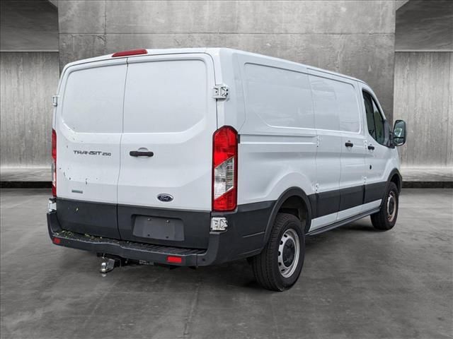 2015 Ford Transit Base