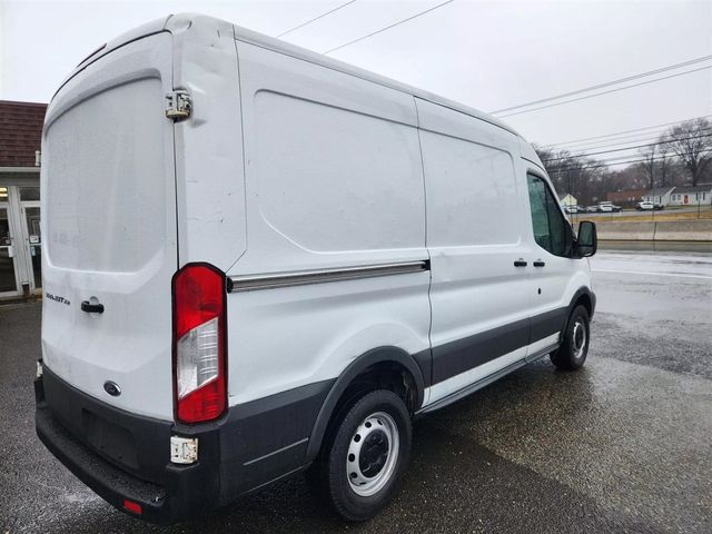 2015 Ford Transit Base