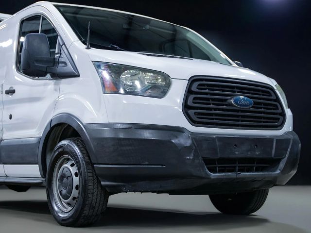 2015 Ford Transit Base