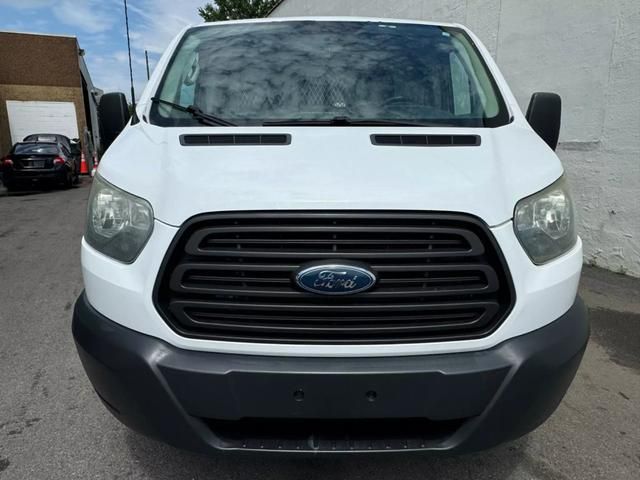 2015 Ford Transit Base