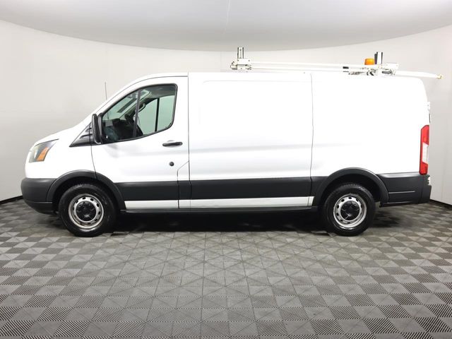 2015 Ford Transit Base