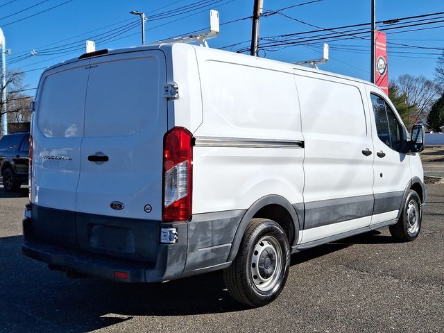 2015 Ford Transit Base