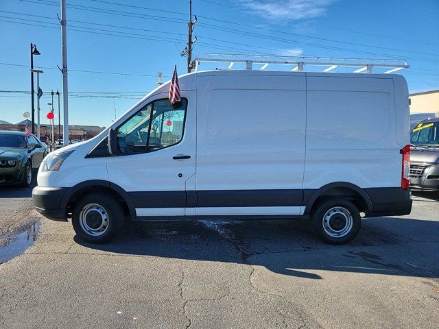 2015 Ford Transit Base