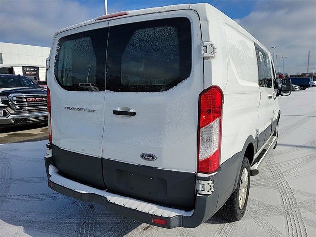 2015 Ford Transit Base