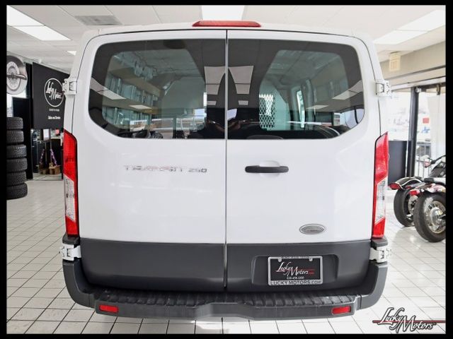 2015 Ford Transit Base