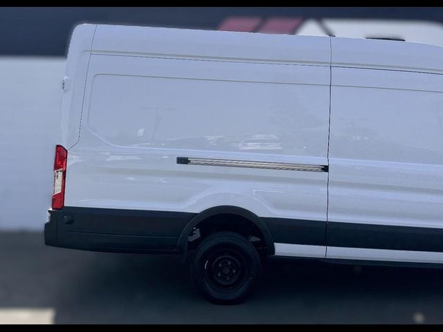 2015 Ford Transit Base