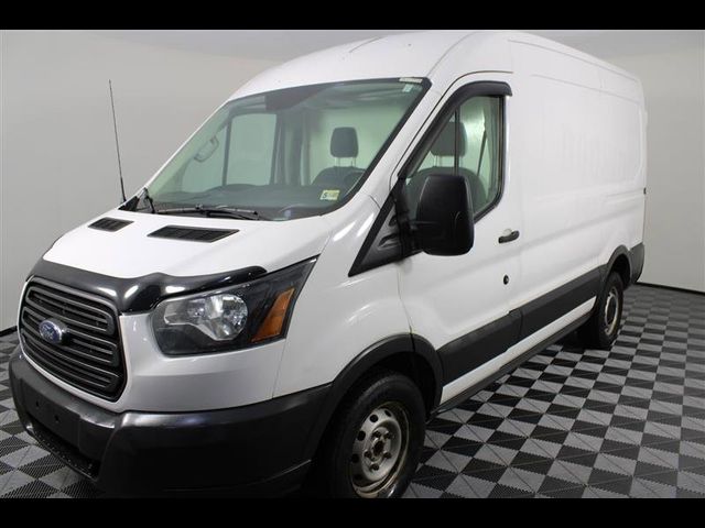 2015 Ford Transit Base