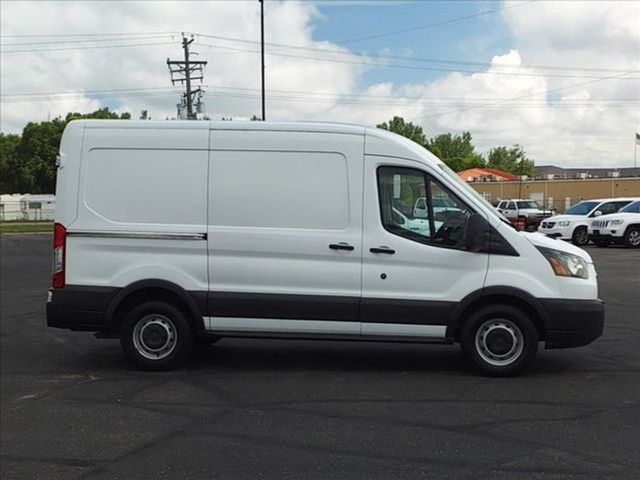 2015 Ford Transit Base