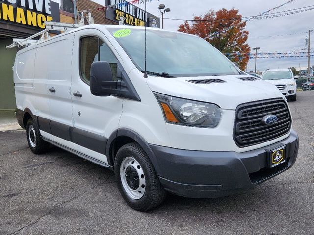 2015 Ford Transit Base