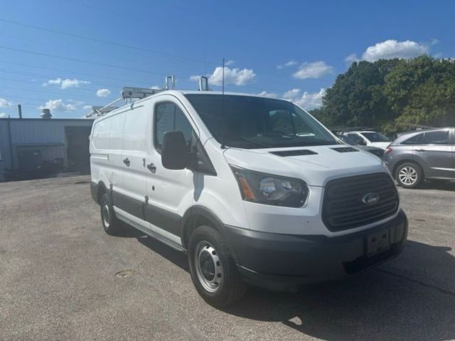 2015 Ford Transit Base