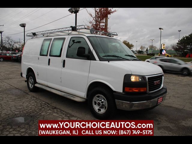 2015 GMC Savana Base