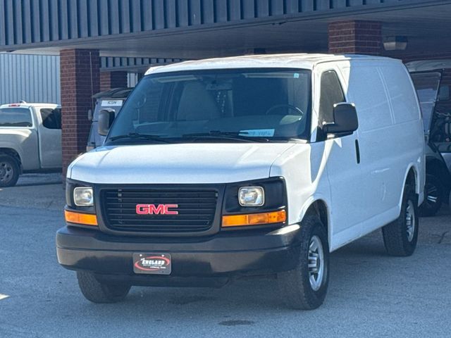 2015 GMC Savana Base