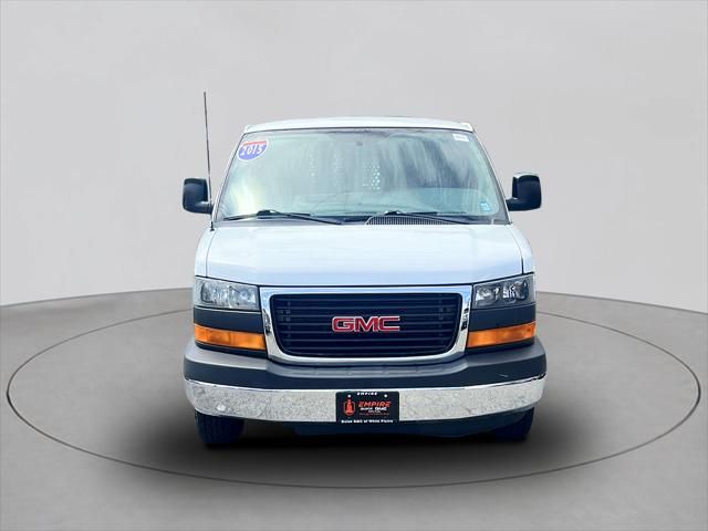 2015 GMC Savana Base