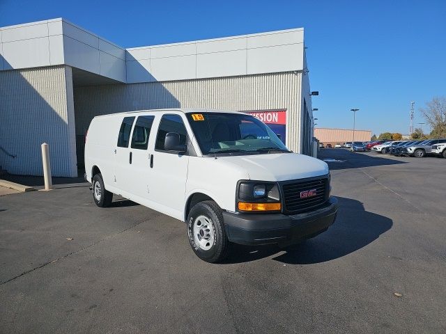 2015 GMC Savana Base