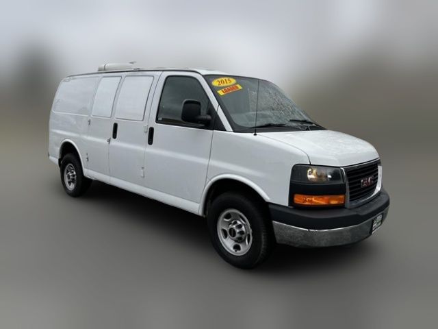 2015 GMC Savana Base