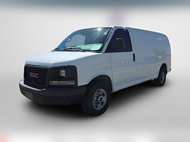 2015 GMC Savana Base