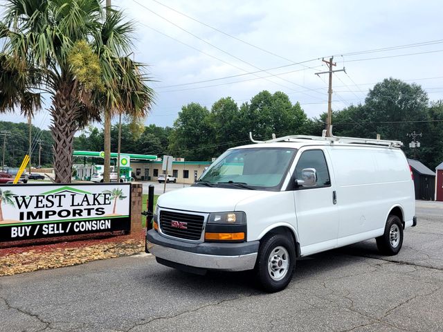 2015 GMC Savana Base