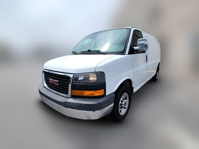 2015 GMC Savana Base