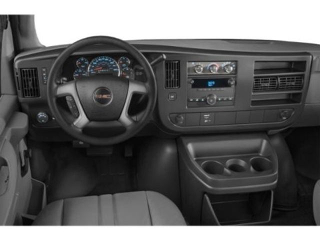 2015 GMC Savana Base