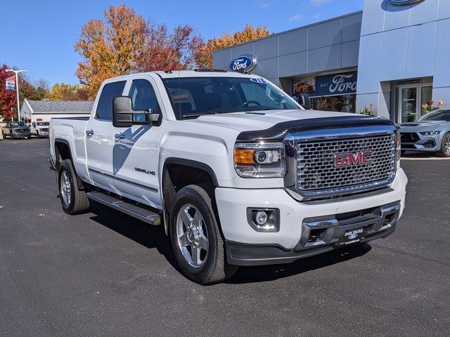 2015 GMC Sierra 2500HD Denali