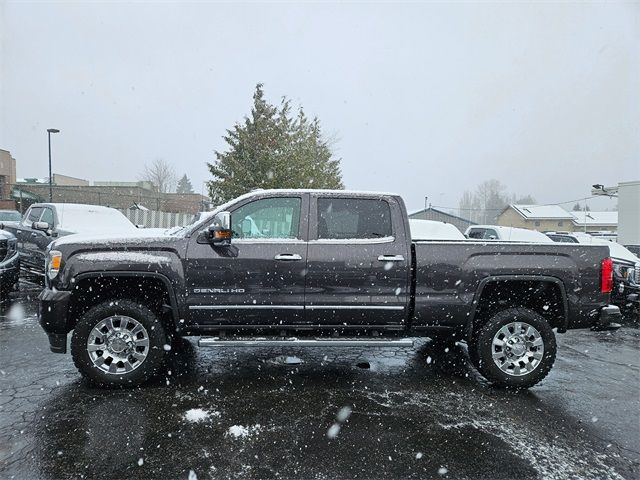 2015 GMC Sierra 2500HD Denali