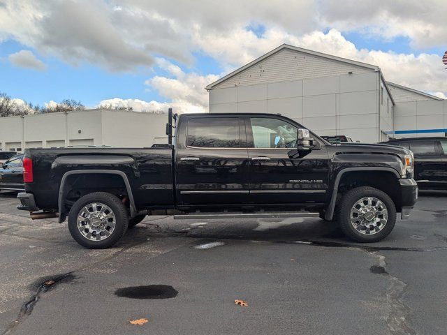 2015 GMC Sierra 2500HD Denali